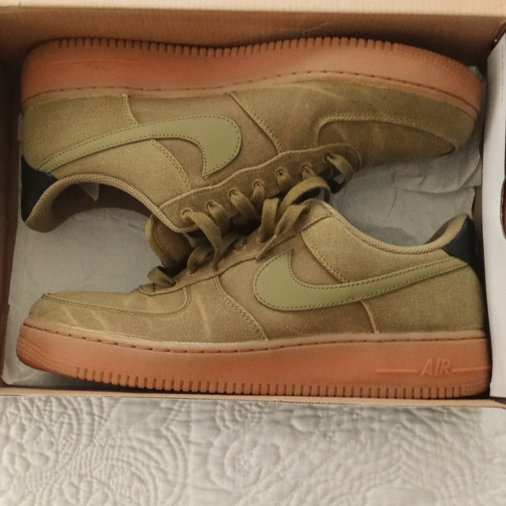 Nike air fore 1 - size 10-1/2 - army green